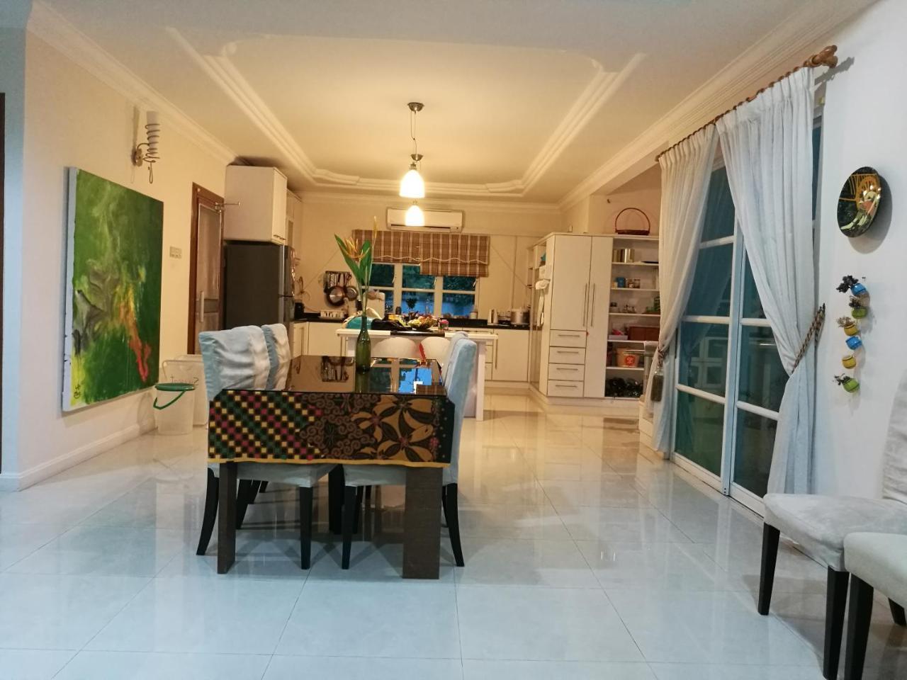 Guesthouse Dragon Place Taiping Buitenkant foto