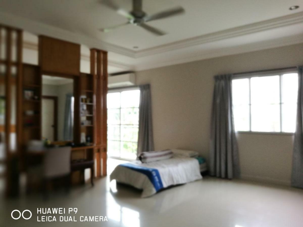 Guesthouse Dragon Place Taiping Buitenkant foto